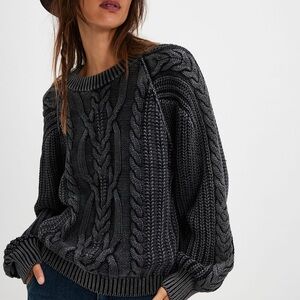 Women's Cable Knit Sweater - Dark Gray